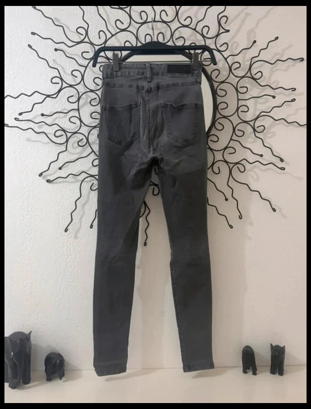 Jean Skinny Mango Gris Antracita – Denim Stretch & Corte Ultra-ajustado – Talla 32 (XXS) – photo 3